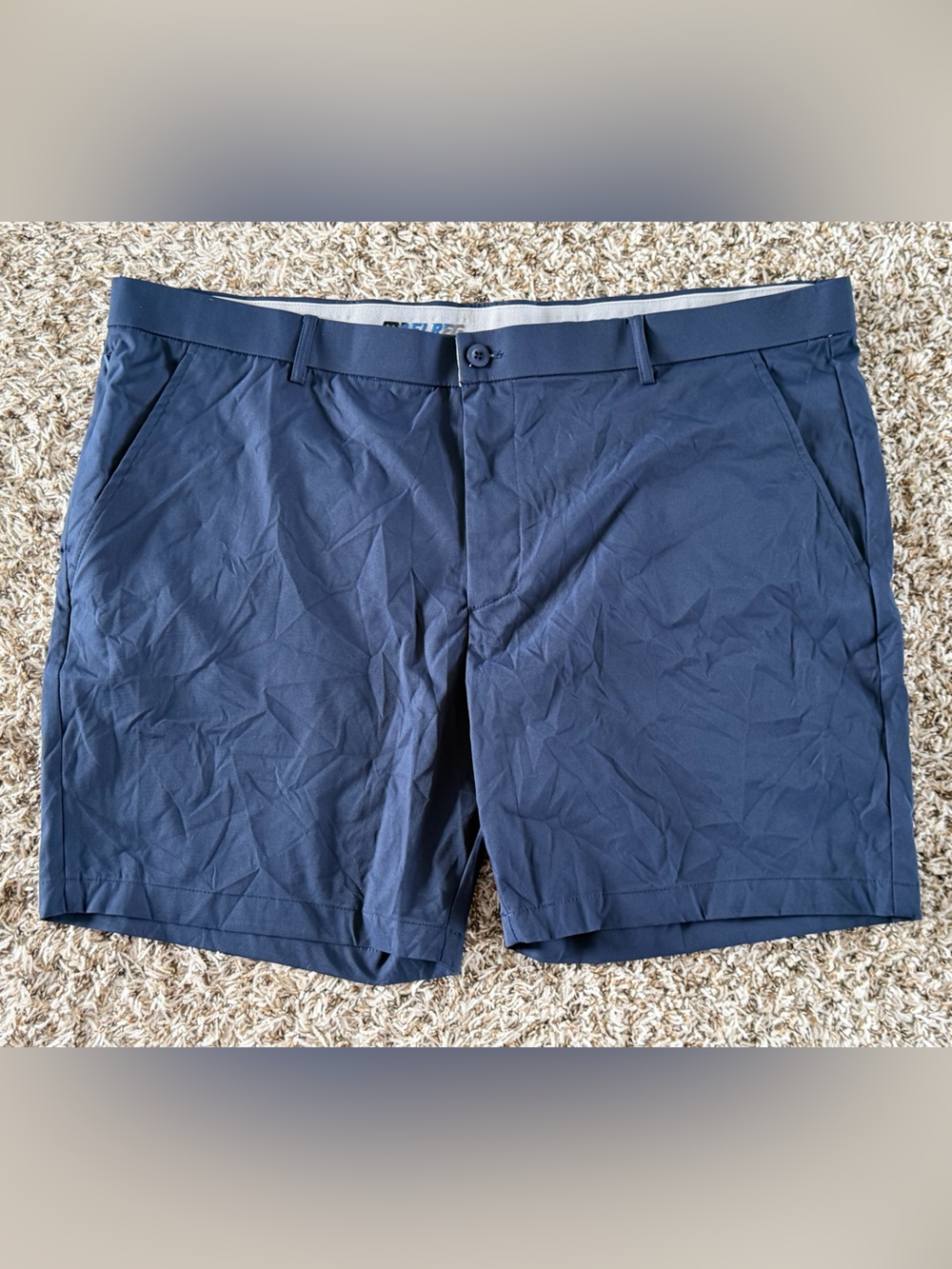Men's Flat Front Performance Shorts in Navy